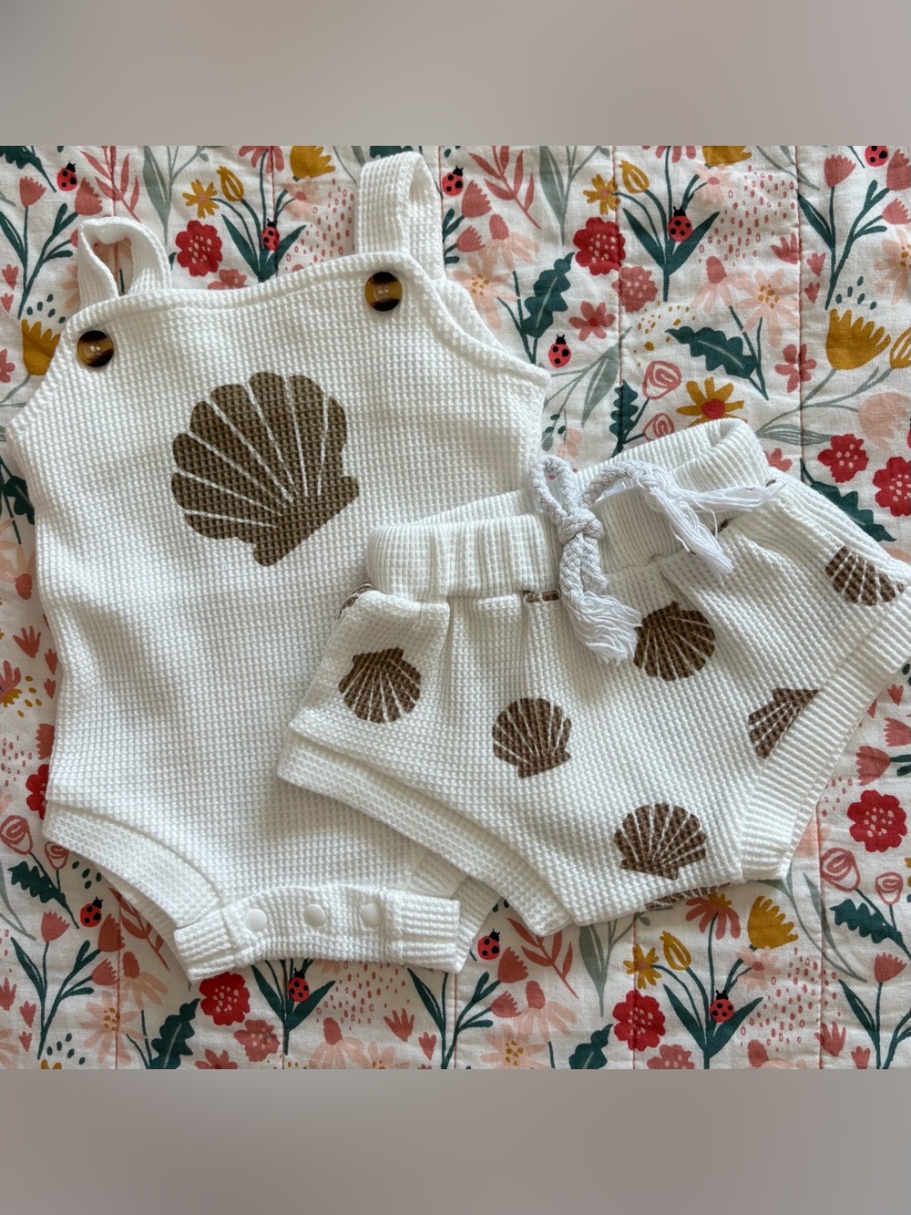 Kids Shell Knit Romper & Shorts Set - White and Brown